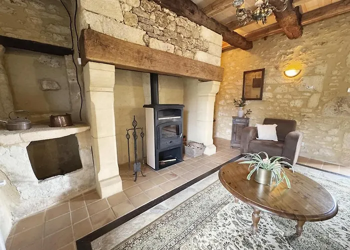 Vakantiehuis Charming 2-4p With Heated Pool & Terrace *
