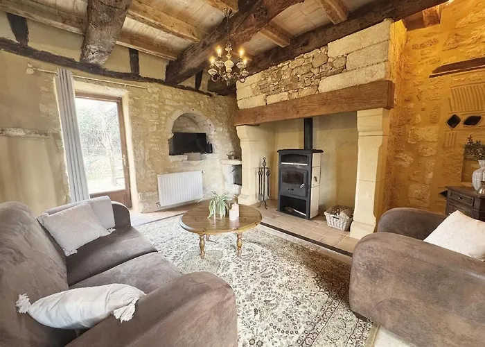 Vakantiehuis Charming 2-4p With Heated Pool & Terrace